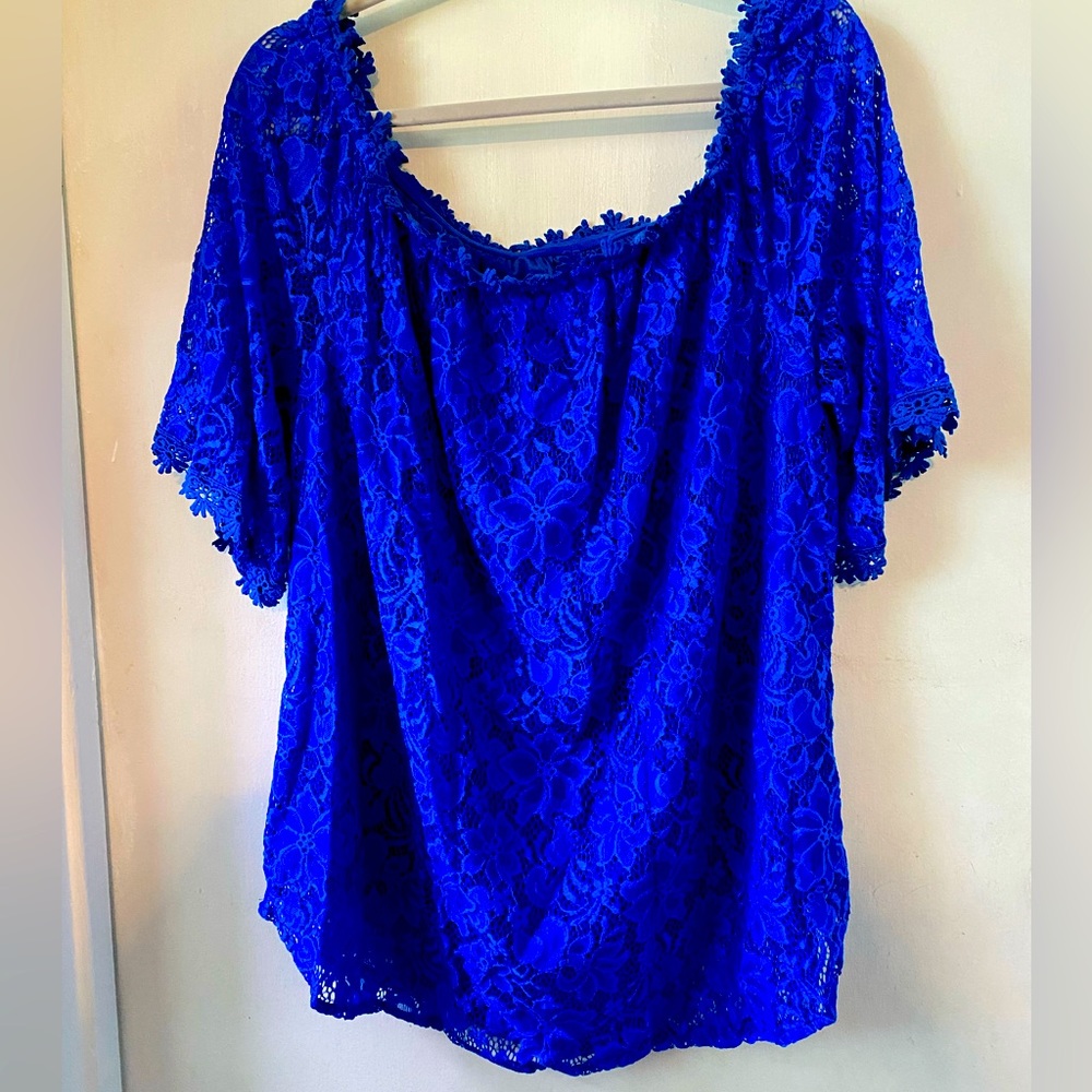 NWT Lace blue blouse (C186)